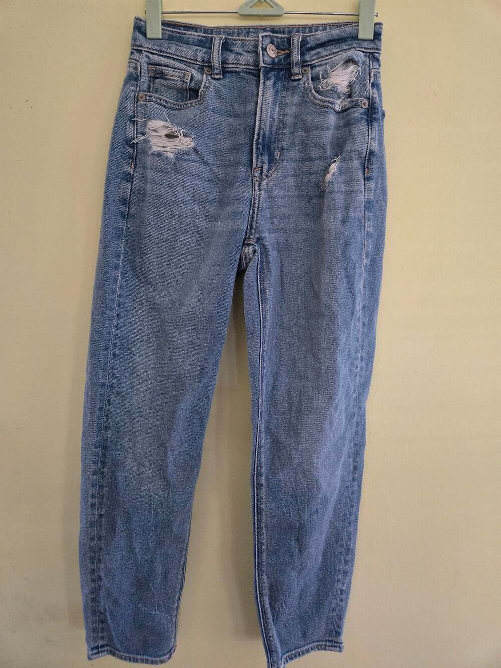 American Eagle Mom Jeans Distressed Stretch Denim